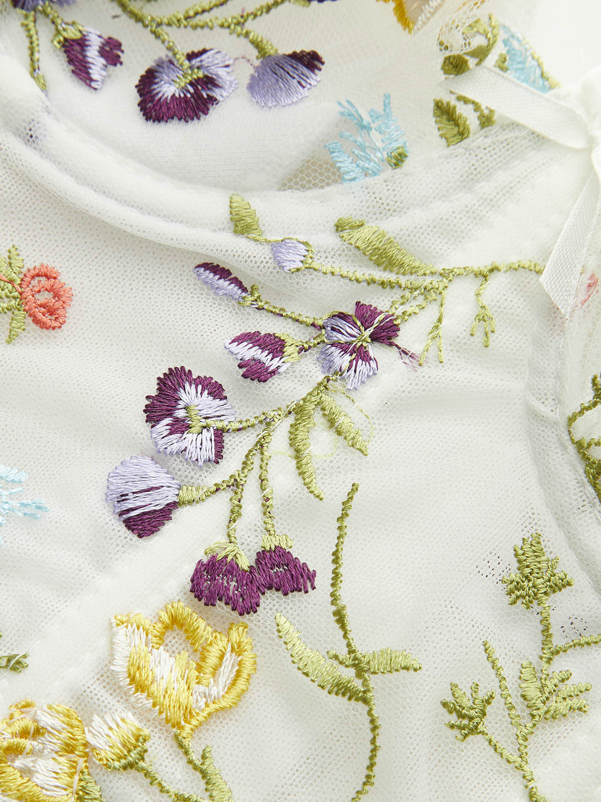 Yarı Şeffaf Nakışlı File Korse