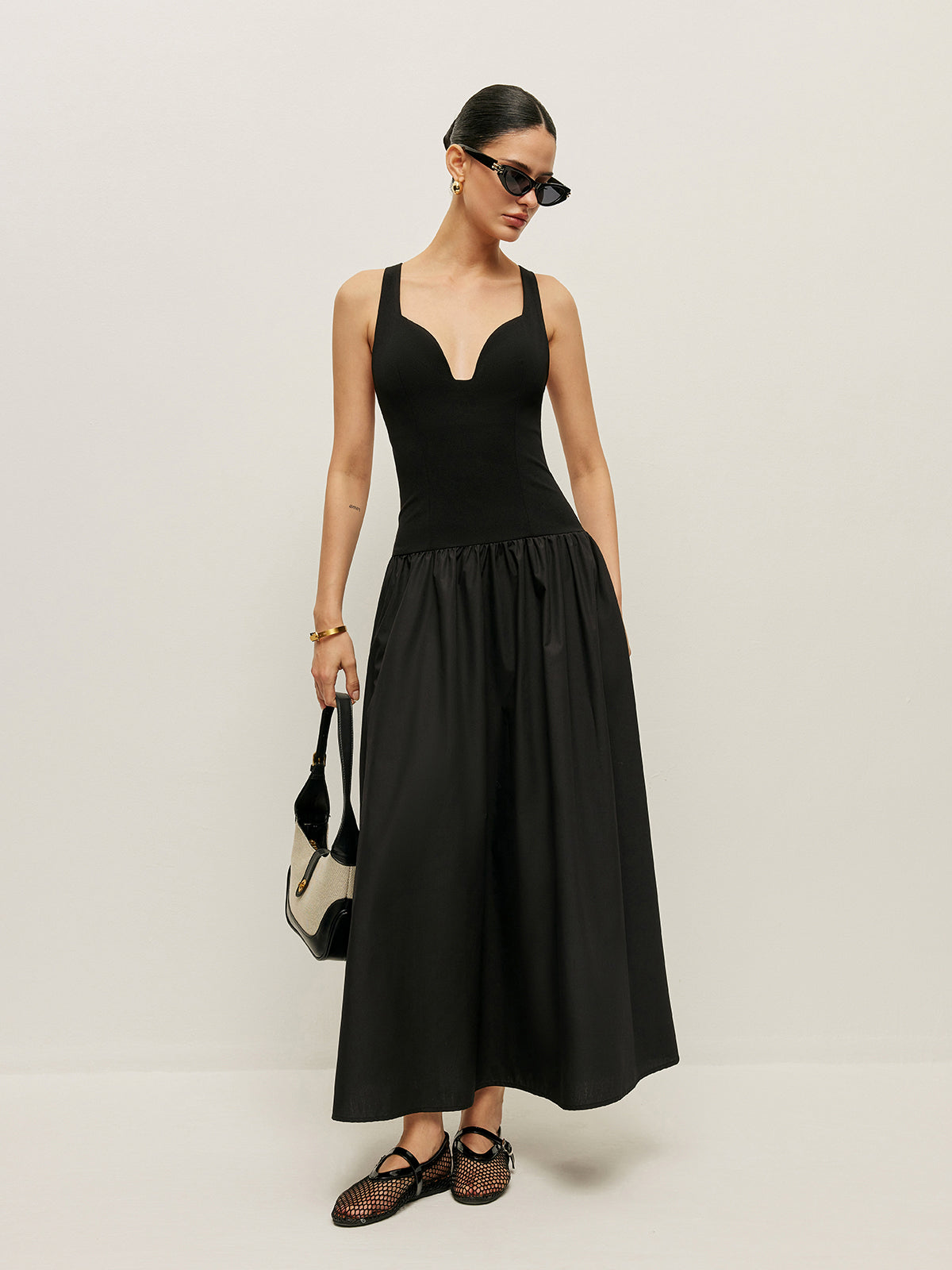 Çapraz Sırtlı Kontrast Kumaş Elbise