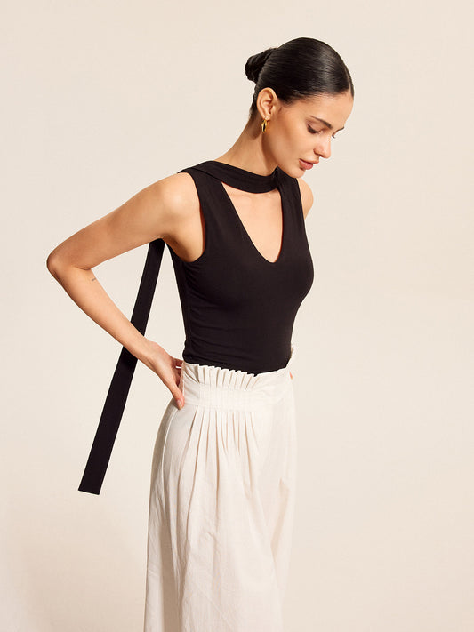 Boyun Bağlamalı V Yaka Üst