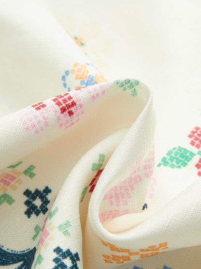 Çiçek İşlemeli Düğme Detaylı Yelek