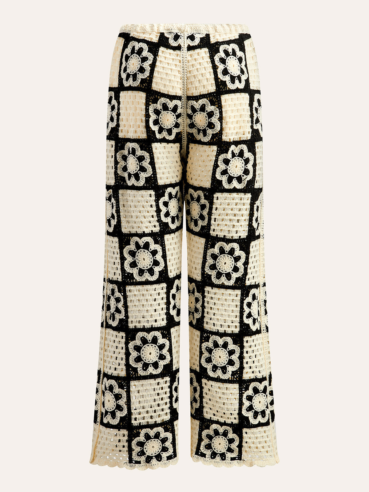 Tığ İşi Çiçekli Üst ve Pantolon Takımı