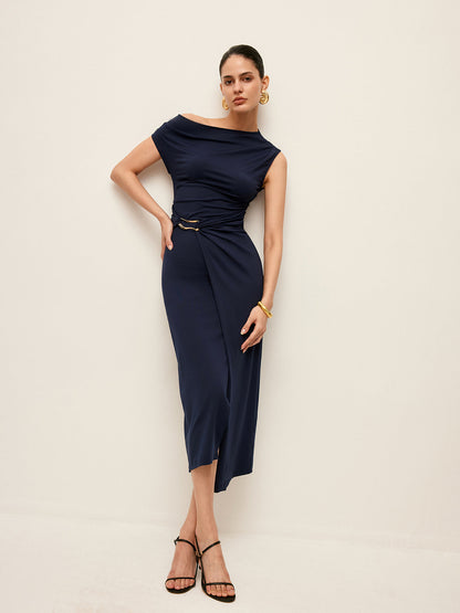 Asimetrik Yaka Metal Bel Kemerli Elbise