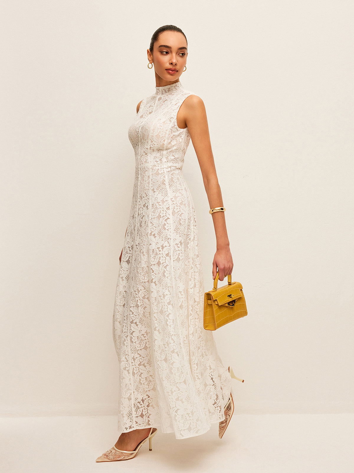 Yarı Şeffaf Dantel Elbise