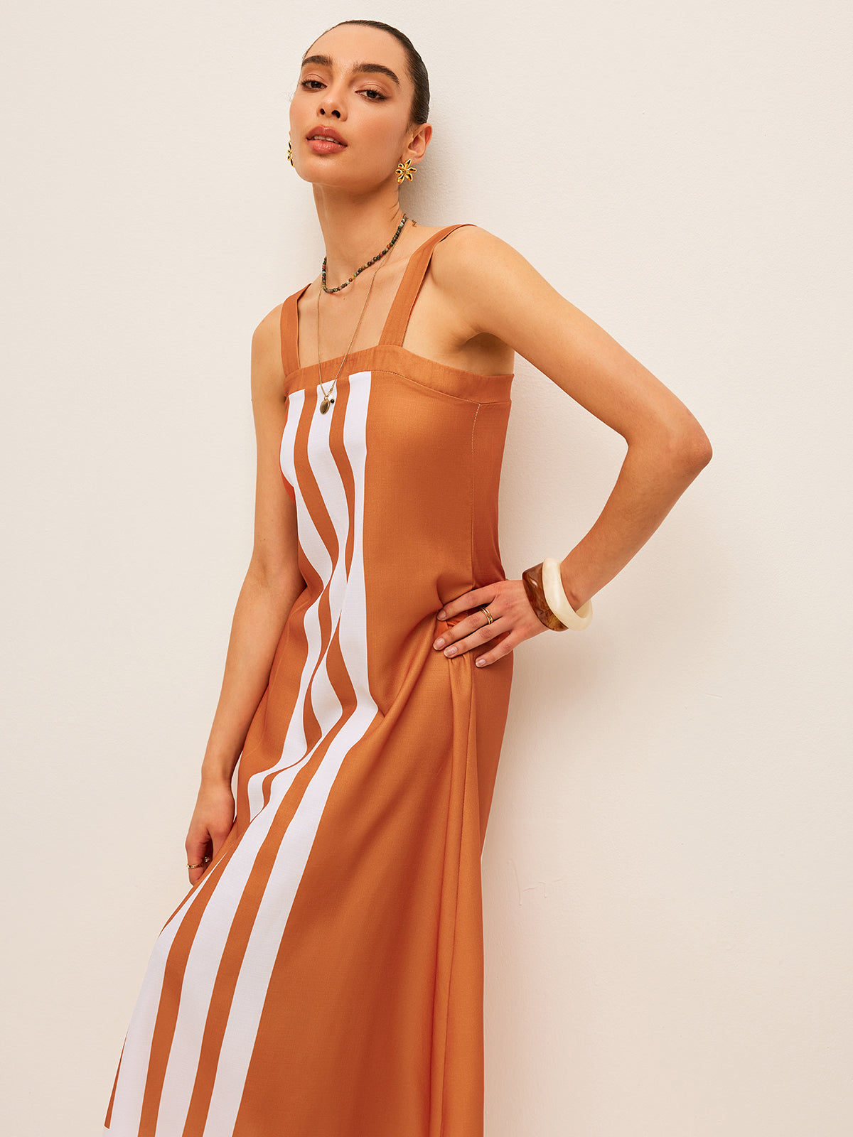 Renk Bloklu Kare Yaka Elbise