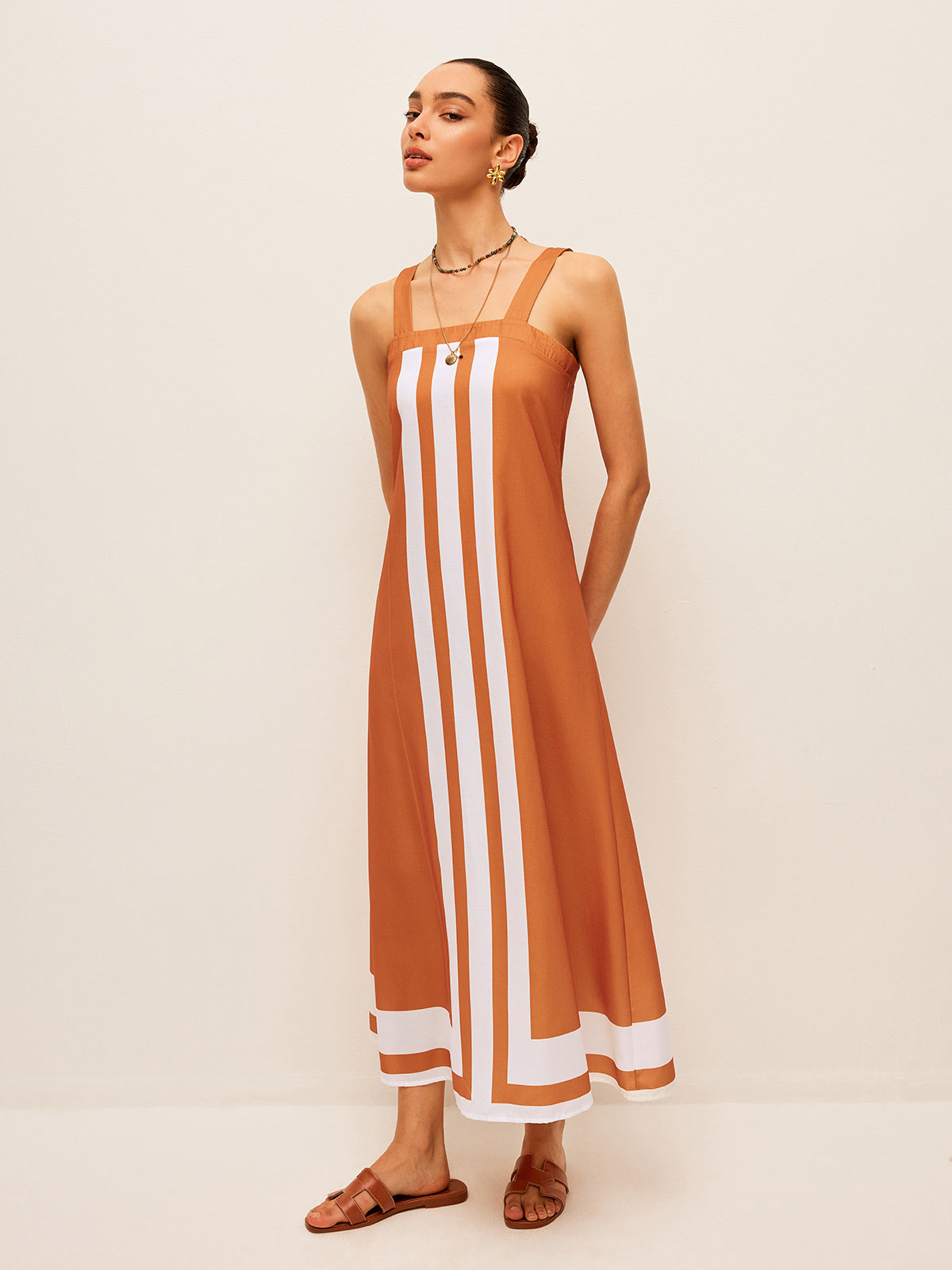 Renk Bloklu Kare Yaka Elbise