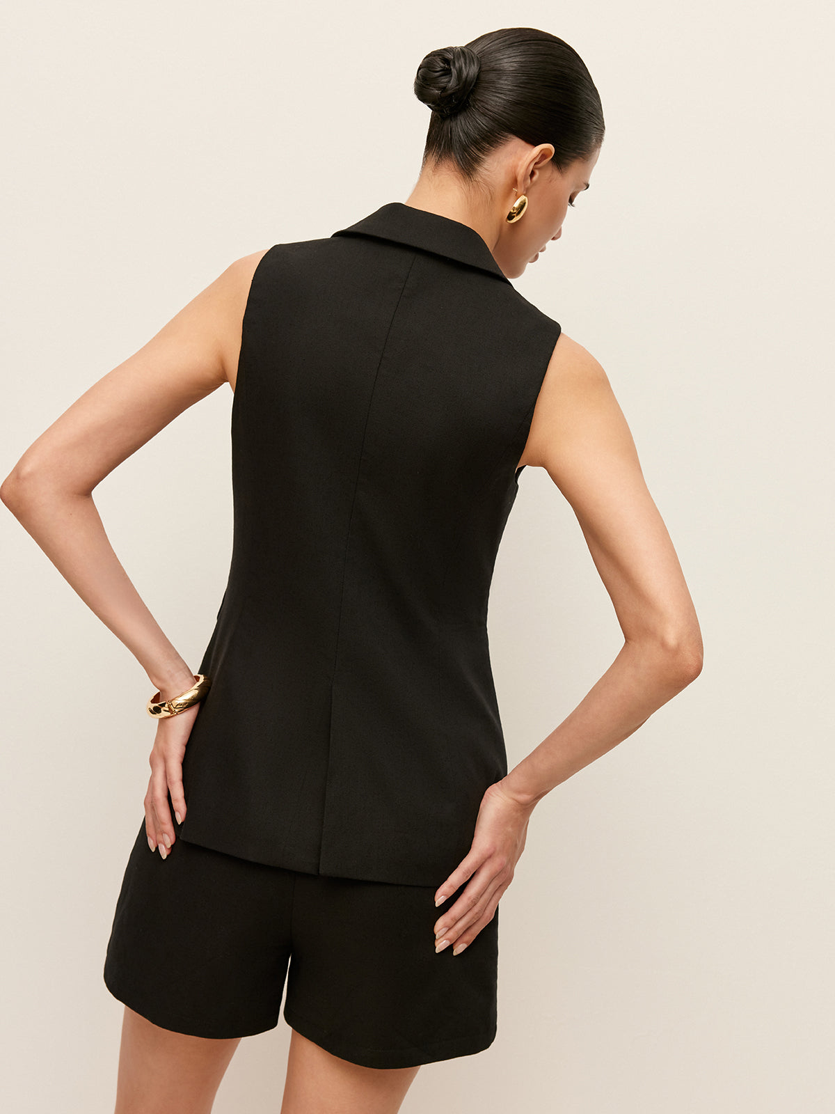 Pamuk ve Keten Düğme Detaylı Cepli Yelek