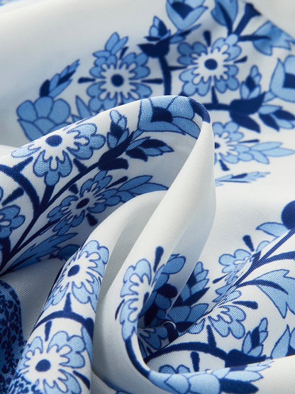 Çiçek Desenli Bağcıklı Elbise