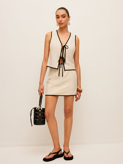 Pamuk ve Keten Kontrast Kesim V Yaka Etek Takımı