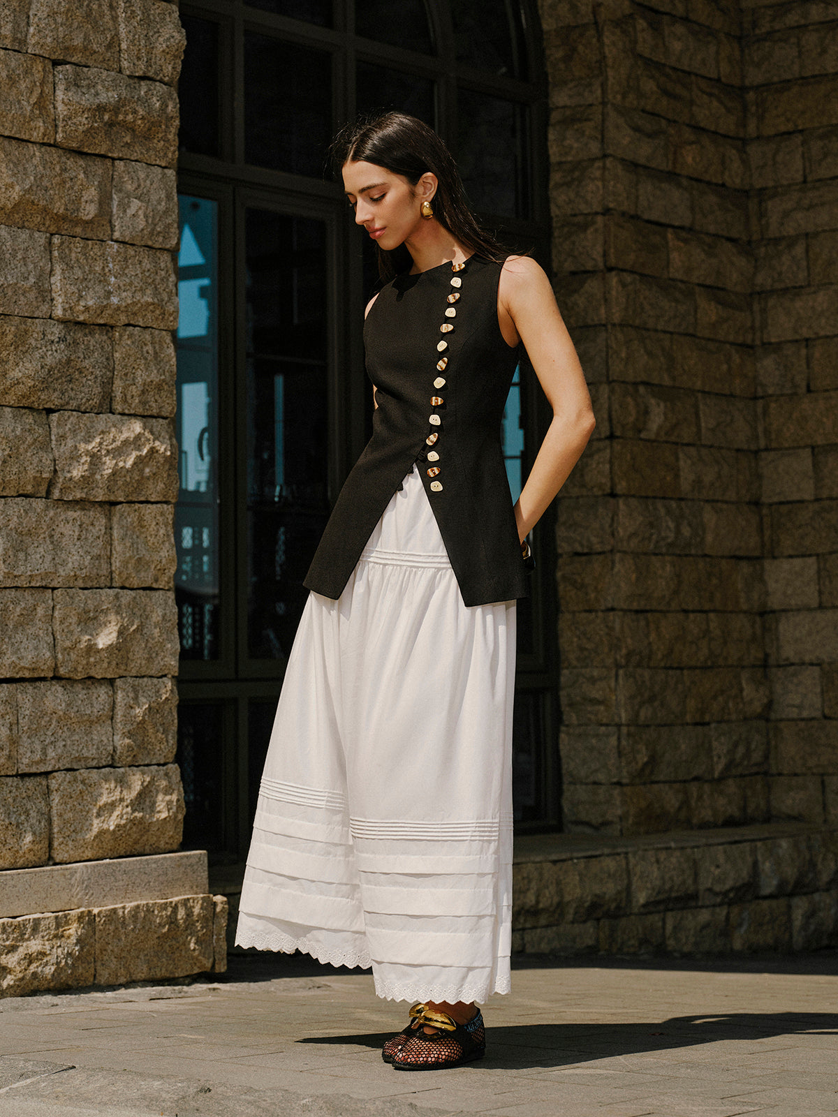 Keten Karışımlı Düğme Detaylı Yelek