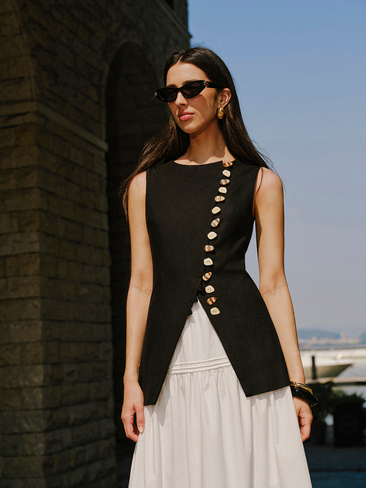 Keten Karışımlı Düğme Detaylı Yelek