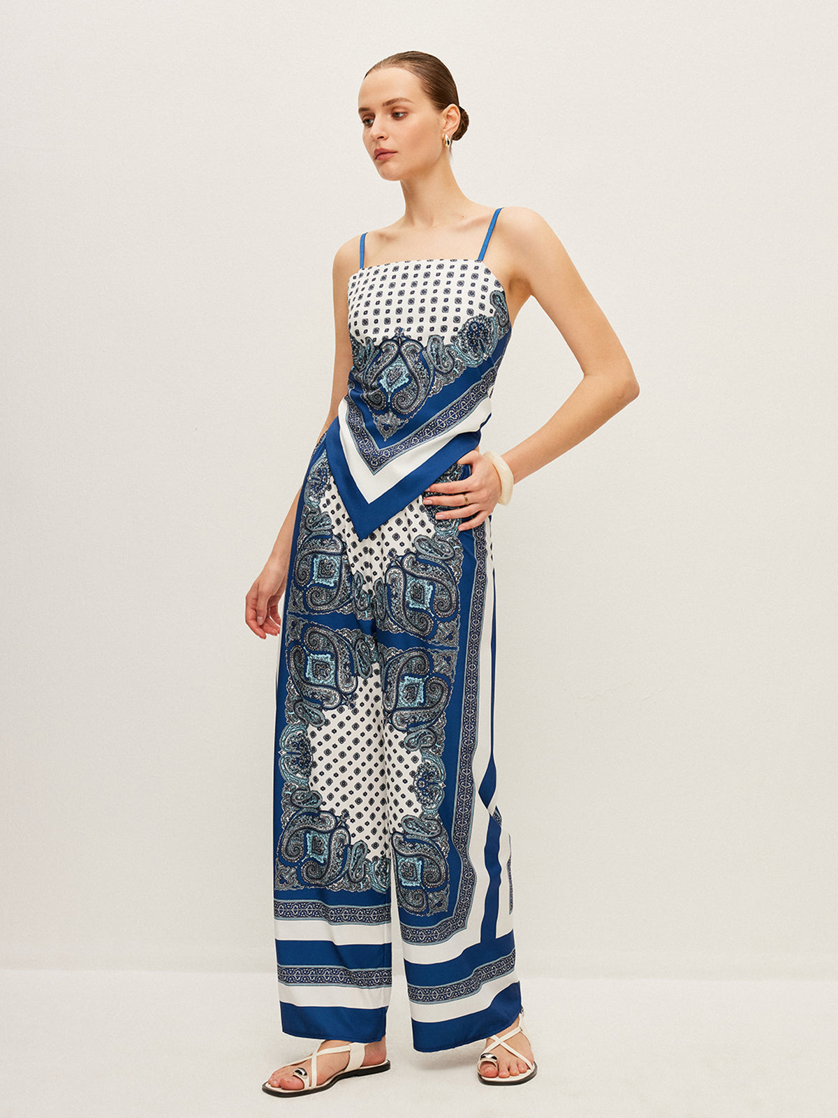 Sırt Bağlamalı Baskılı Pantolon Takımı