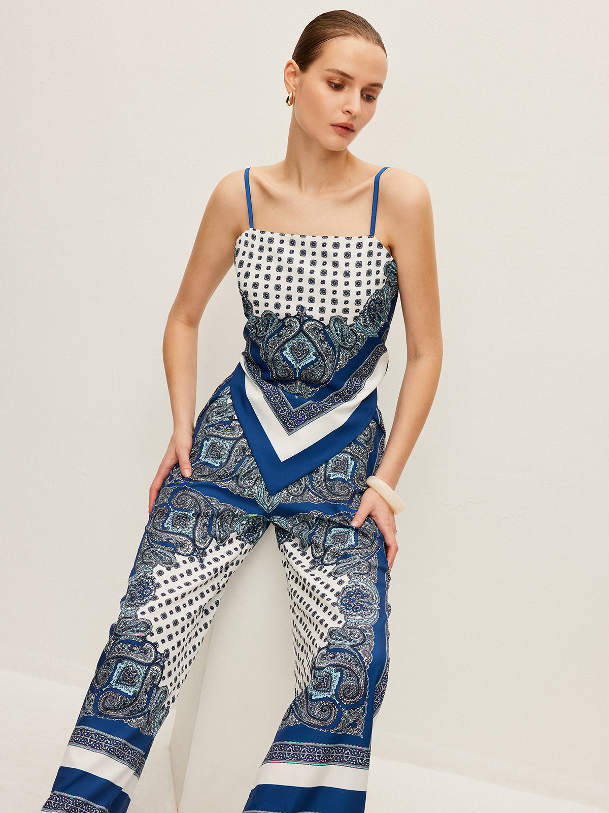 Sırt Bağlamalı Baskılı Pantolon Takımı