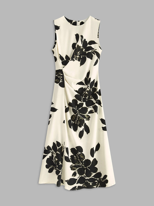 Çiçek Desenli Kolsuz Pileli Elbise