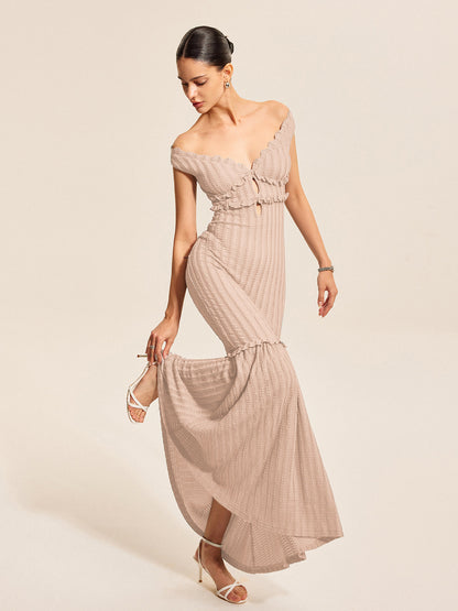 Omuz Açık Volan Detaylı Elbise