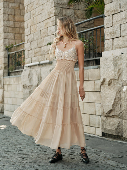 Yarı Şeffaf İşlemeli Büstiyer Katmanlı Elbise