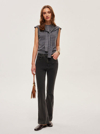 2'si 1 Arada Çizgili Düğümlü Düğmeli Kolsuz Kazak Yelek