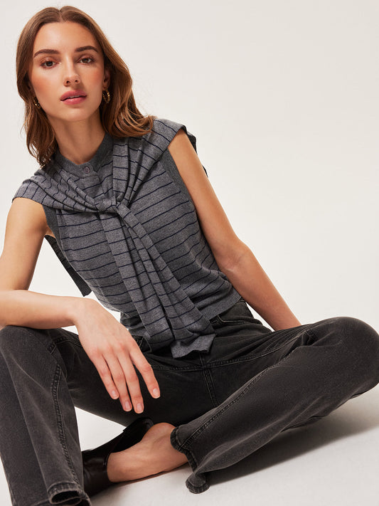 2'si 1 Arada Çizgili Düğümlü Düğmeli Kolsuz Kazak Yelek