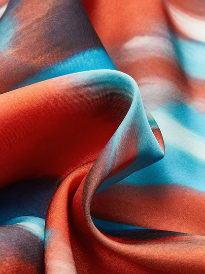 Çok Renkli Asimetrik Yaka Sırtı Açık Uzun Elbise