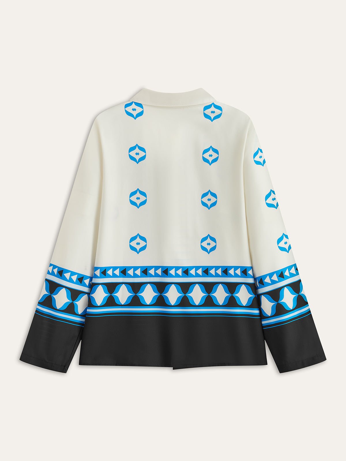 Büyük Boy Baskılı Yaka Pantolon Takımı