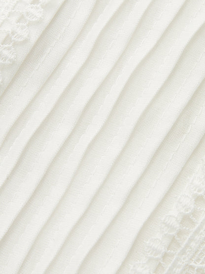 Pileli Dantel Kenarlı Düğmeli Bluz