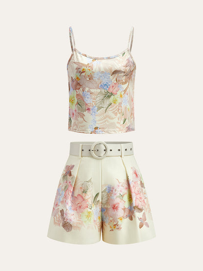 Çiçek Desenli Üç Parçalı Şort Takımı Kemerli