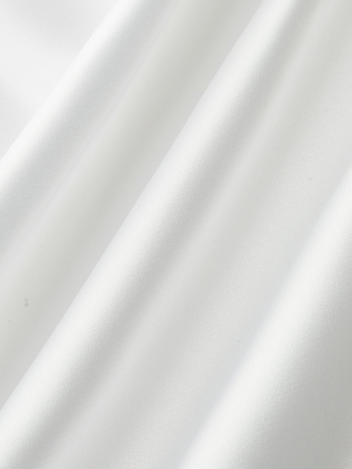 Uzun Kollu Açık Yaka Düğmeli Gömlek