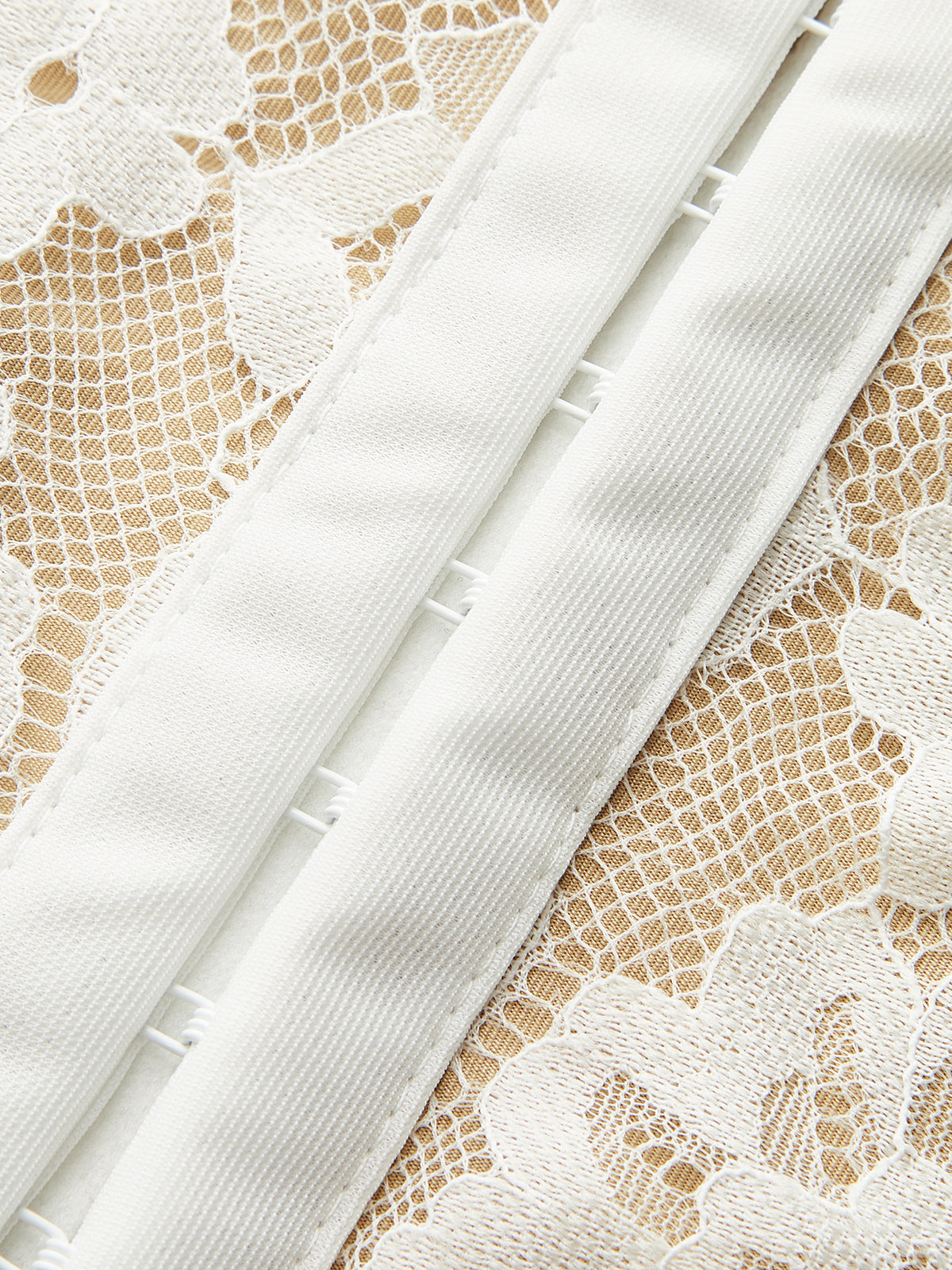 Askısız Çiçekli Dantel Korse Üst