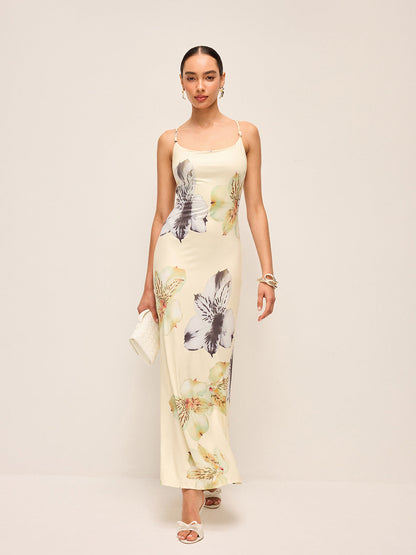 Sırtı Açık Bağcıklı Çiçekli Elbise