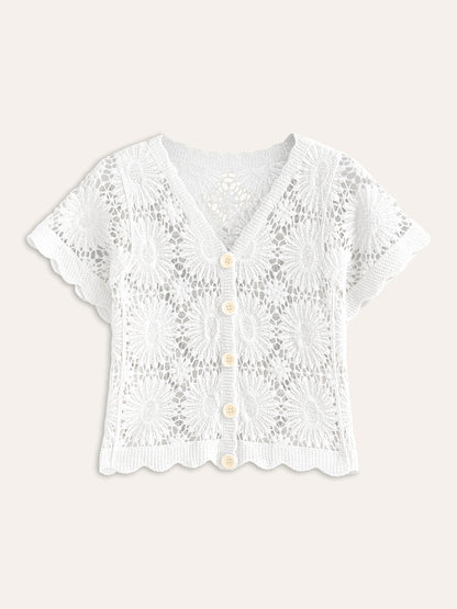 Tığ İşi Çiçekli Düğmeli Hırka