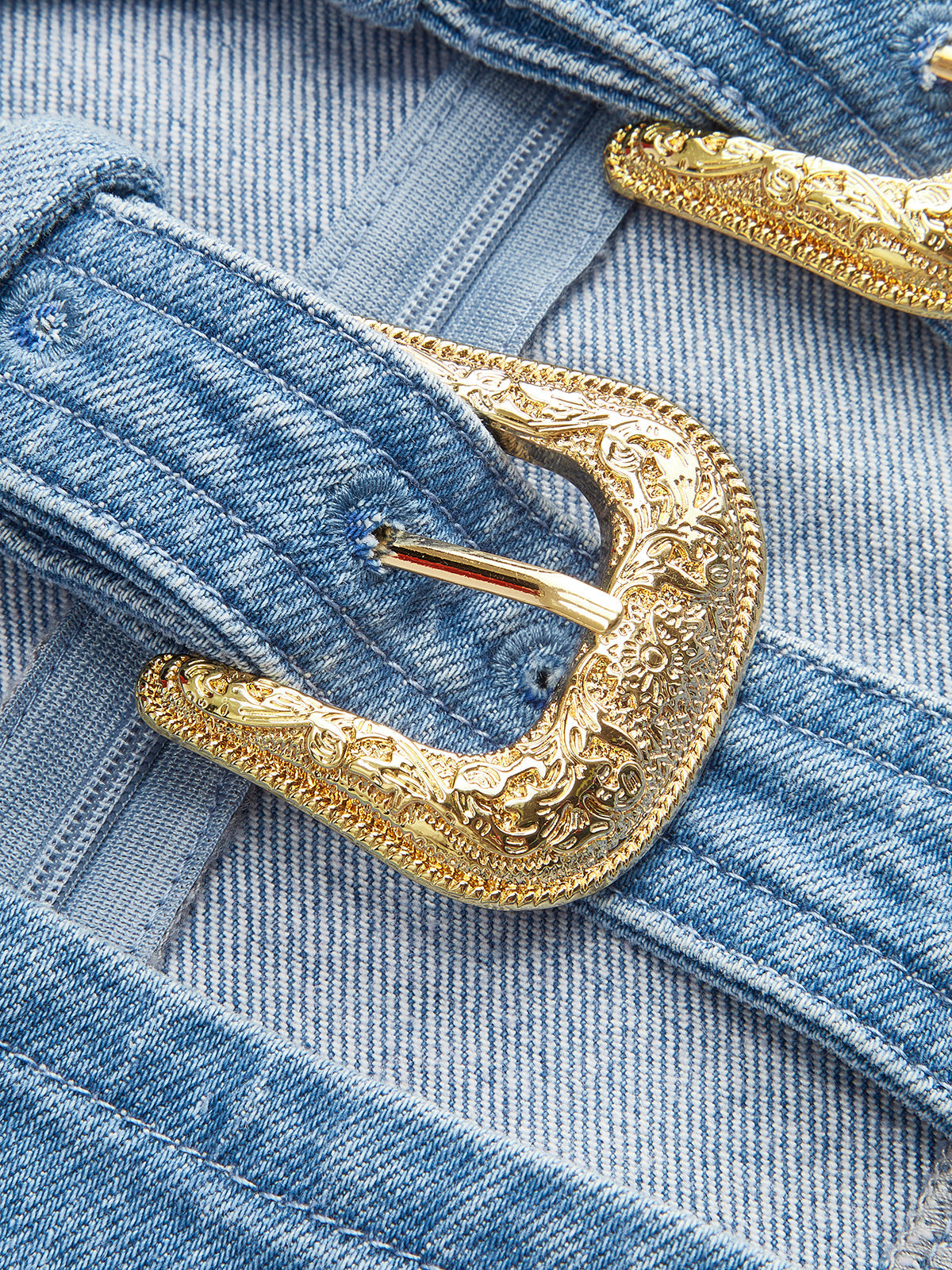 Halter Yaka Toka Detaylı Kot Elbise