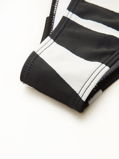 Çizgili Üçgen Bikini Takımı