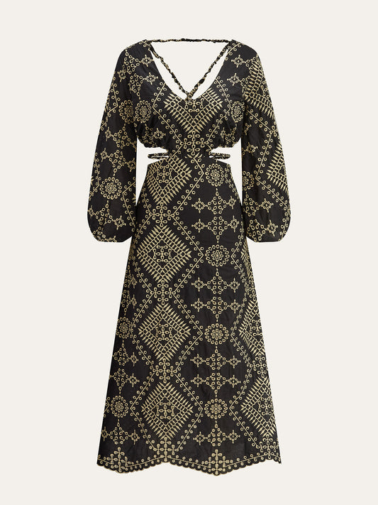 İşlemeli Kesikli Uzun Elbise