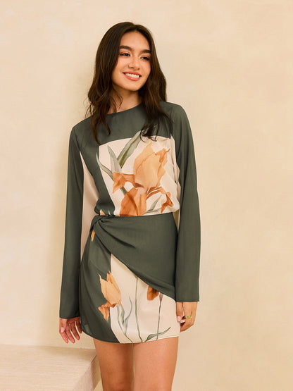 Çiçek Desenli Uzun Kollu Sarma Elbise