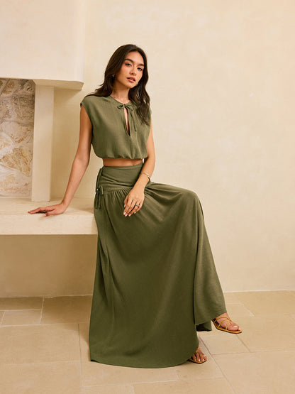 Bağcıklı Kısa Üst ve Uzun Volanlı Etek Takımı