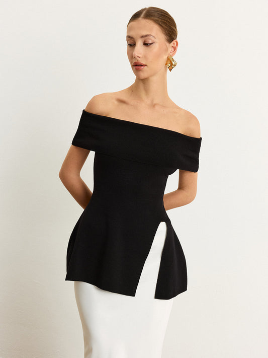 Omuzları Açık Yırtmaçlı Örgü Üst