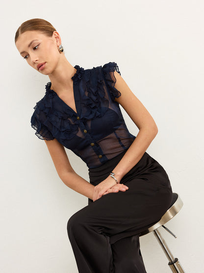 Yarı Şeffaf Volanlı Bluz