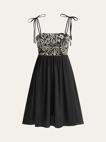 Bağlamalı Askılı İşlemeli Midi Elbise