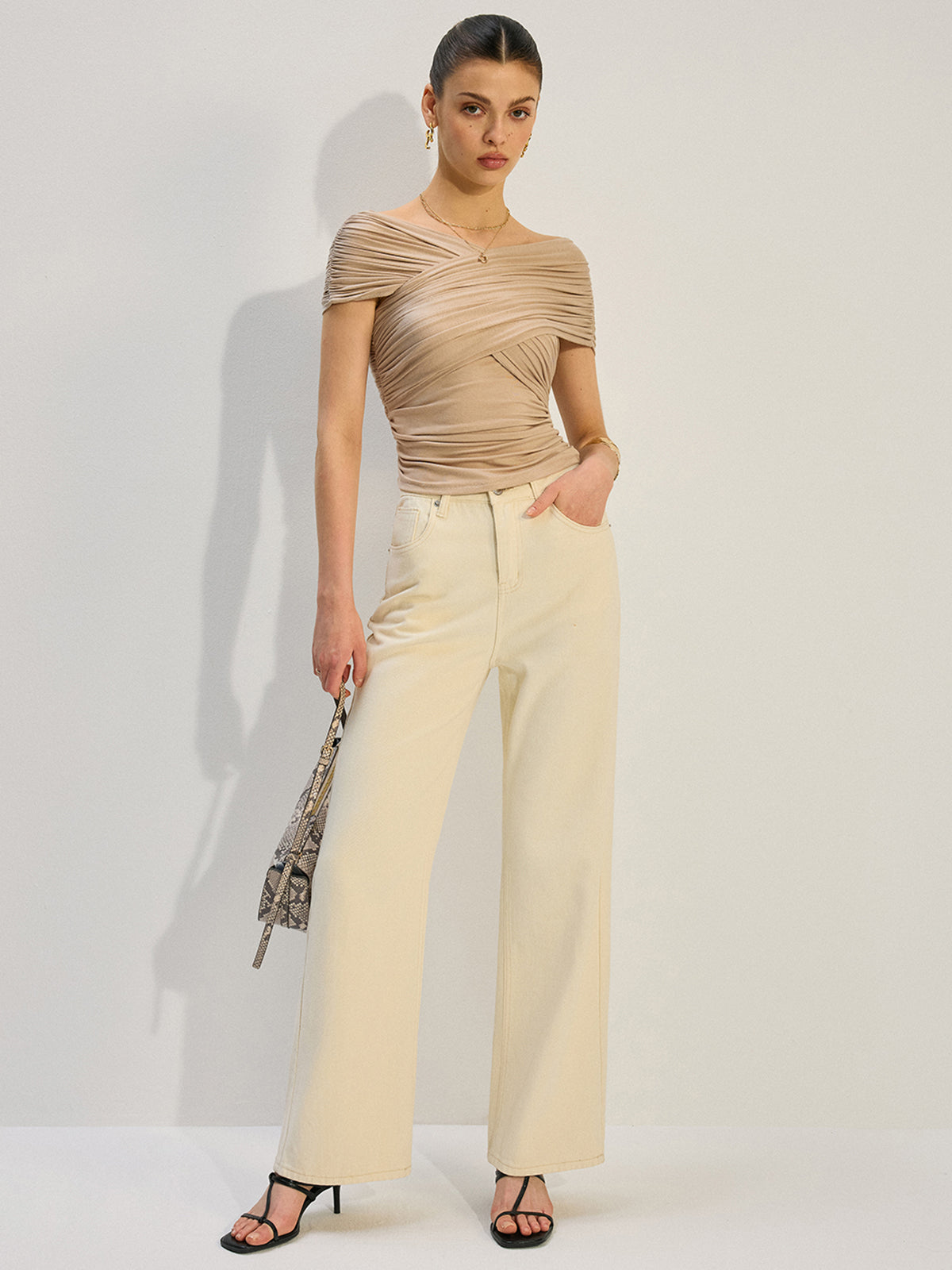 Büzgülü Çapraz Üst