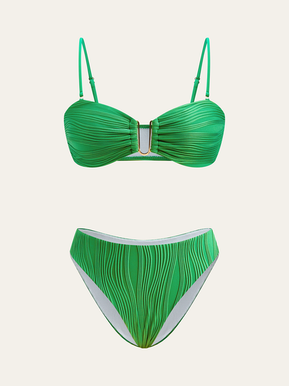 Dokulu Bikini Takımı