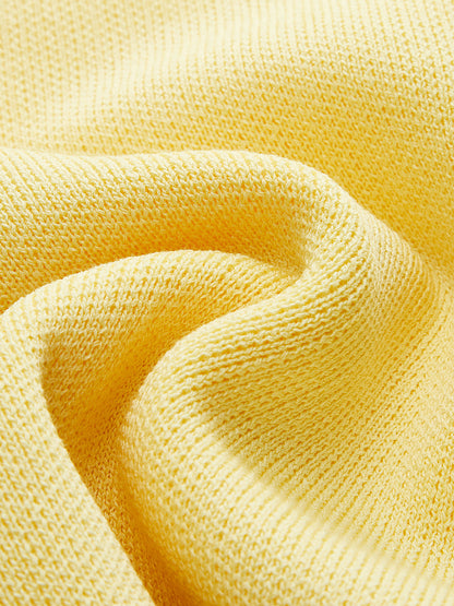 Kolsuz Kare Yaka Düğmeli Yırtık Etekli Üst