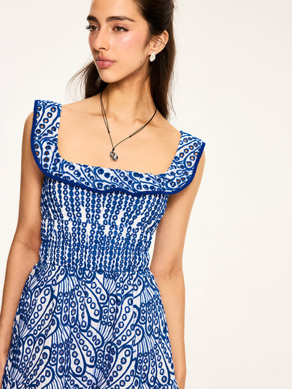 Yarı Şeffaf İşlemeli Uzun Elbise, Fırfırlı Kenar