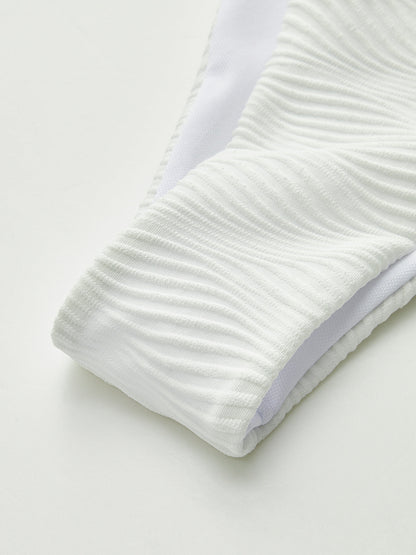 Dokulu Bikini Takımı