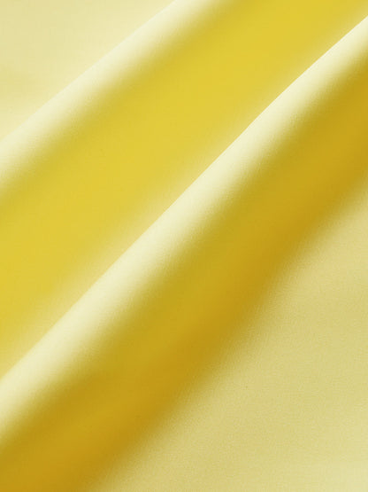 Saten Kapüşonlu Yakalı ve Çapraz Sırtlı Atlet