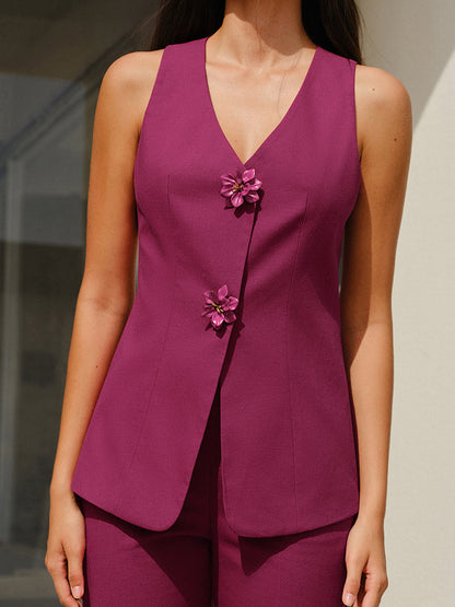 Çiçekli Düğmeli Kolsuz V Yaka Pantolon Takımı