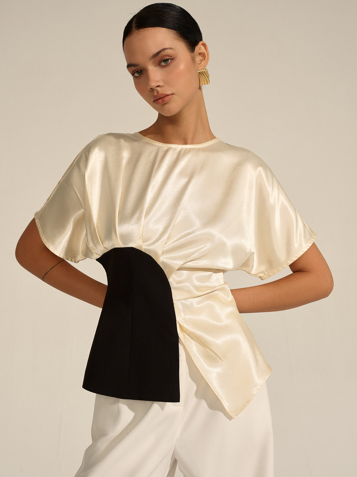 Asimetrik Renk Bloklu Üst