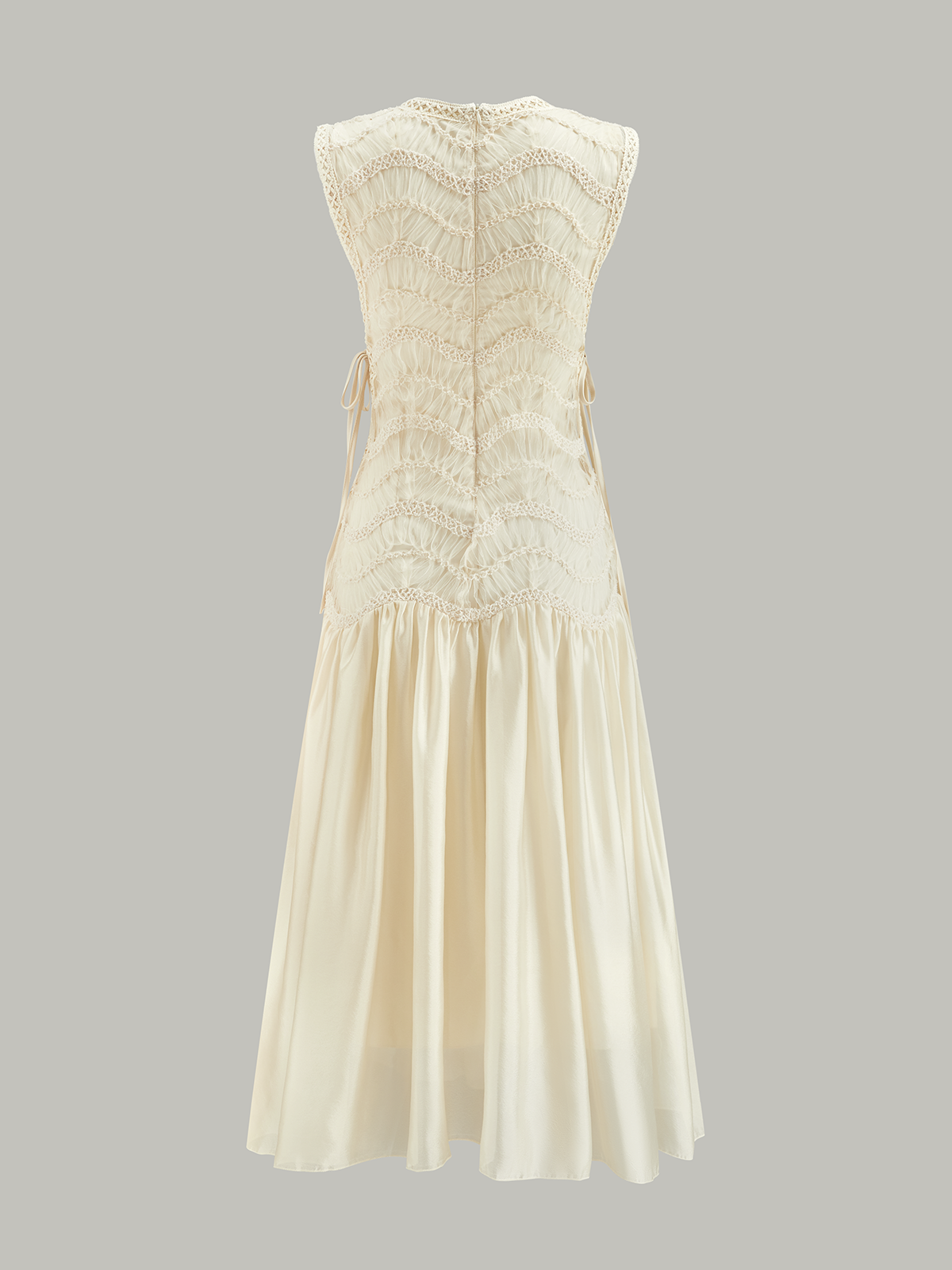 Yarı Şeffaf Dokulu Kumaş Panelli Tül Elbise