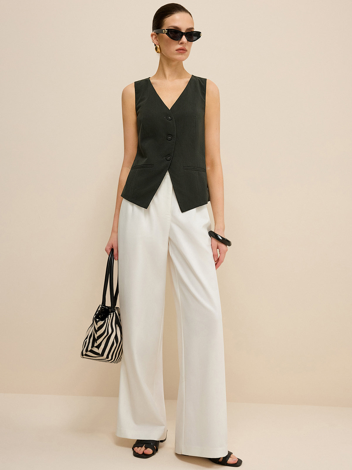 Çizgili V Yaka Yelek