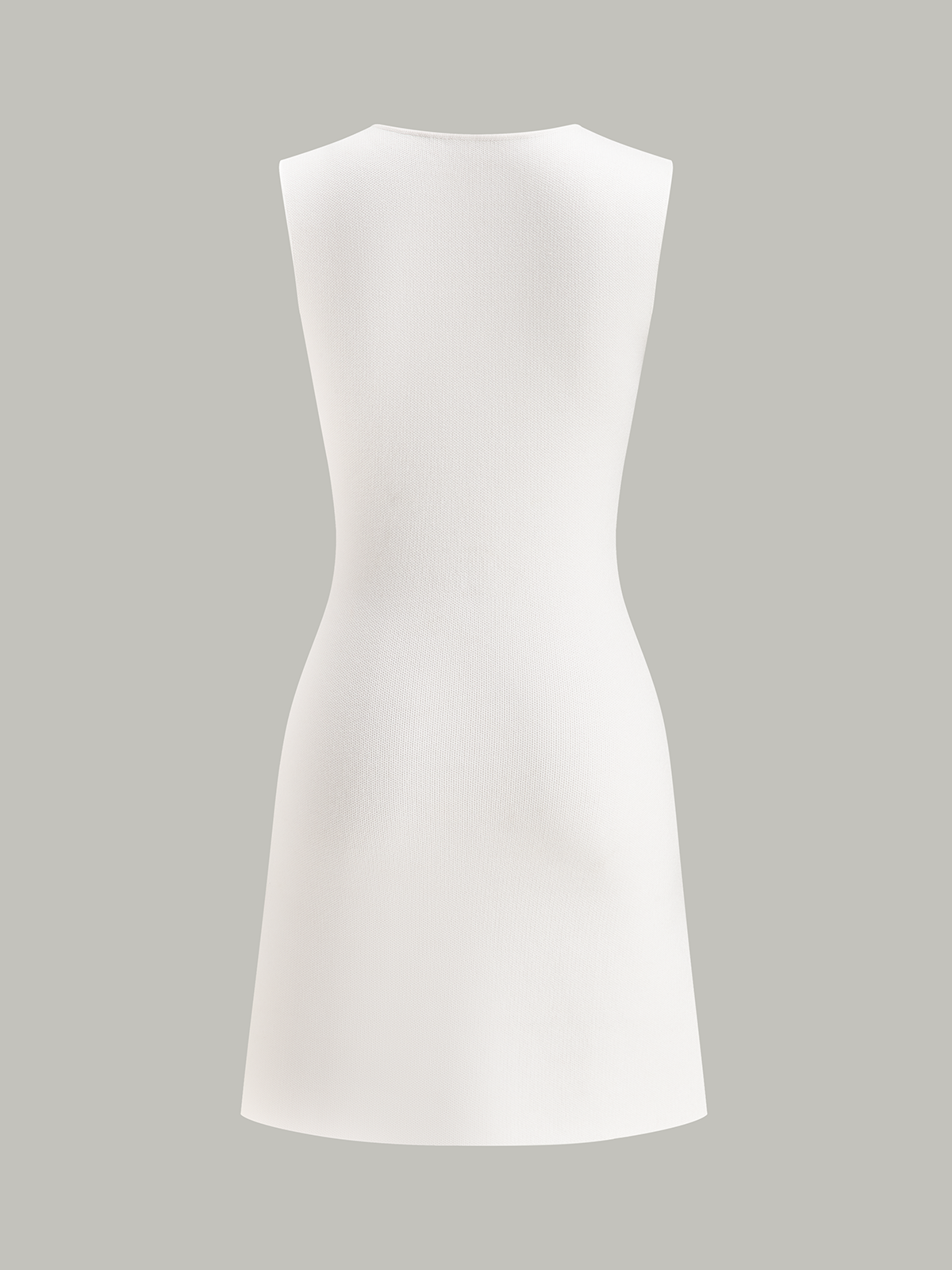 Metal Dekorlu Kolsuz Yırtmaçlı Mini Elbise