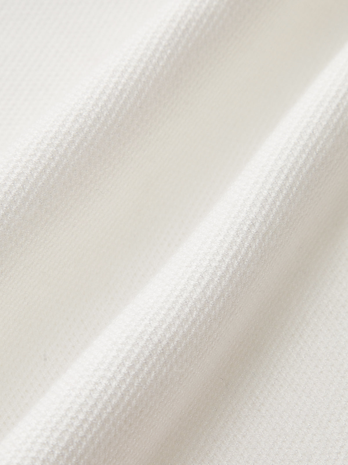 Metal Dekorlu Kolsuz Yırtmaçlı Mini Elbise