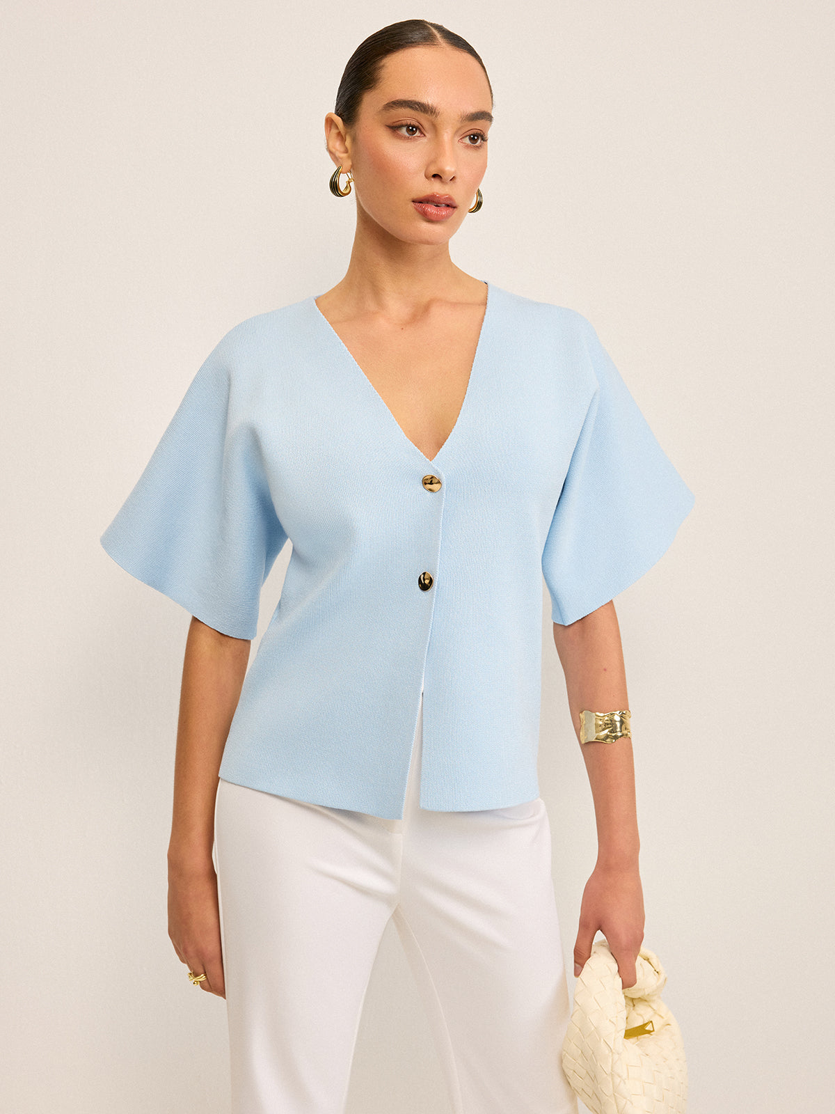 V Yaka Düğmeli Örgü Hırka